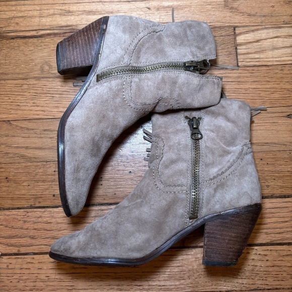 Sam Edelman Suede Fringe Ankle Boots Size 7M - Picture 1 of 13
